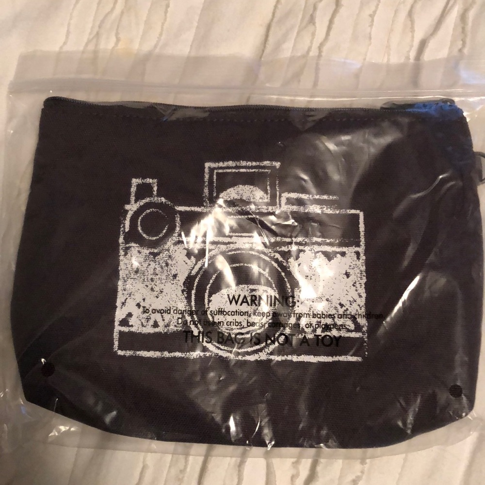 Thirty-One mini zipper pouch camera print